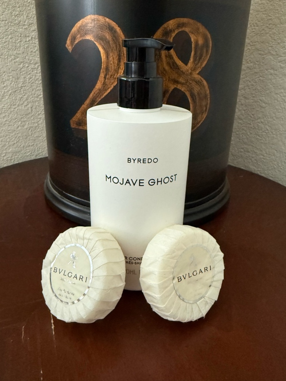 Byredo Mojave Ghost Hair Conditioner 450 ml with BVLGARI bath Soaps